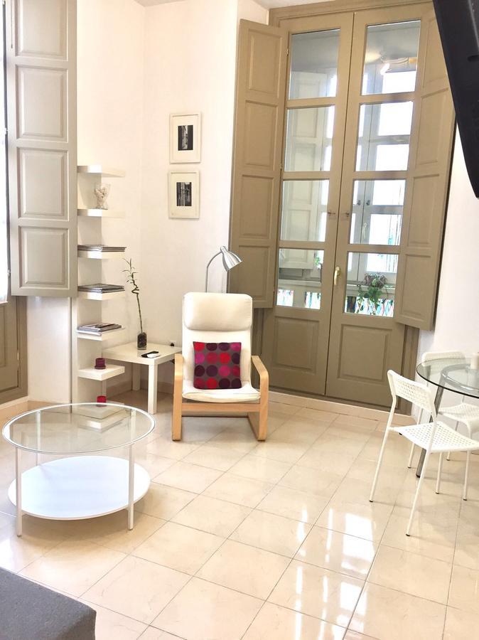 Malama Apartamentos Turisticos Málaga Extérieur photo