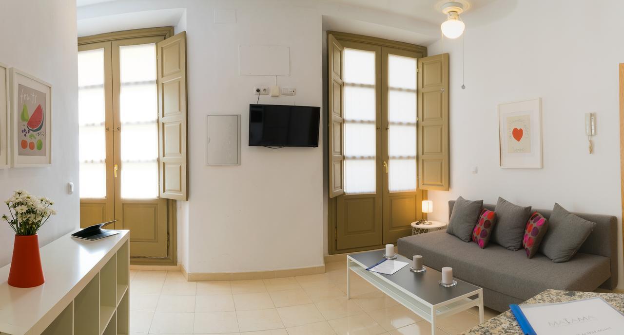 Malama Apartamentos Turisticos Málaga Extérieur photo